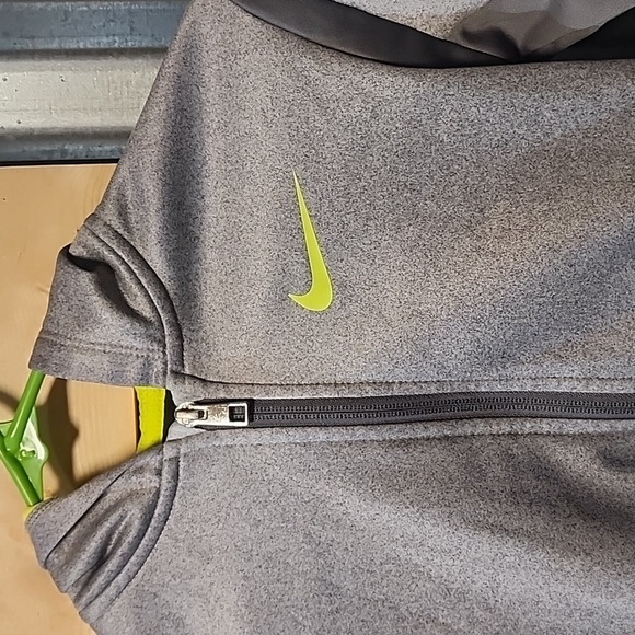 Boys Nike Zip Up Jacket  Size 6m - Picture 2 of 8